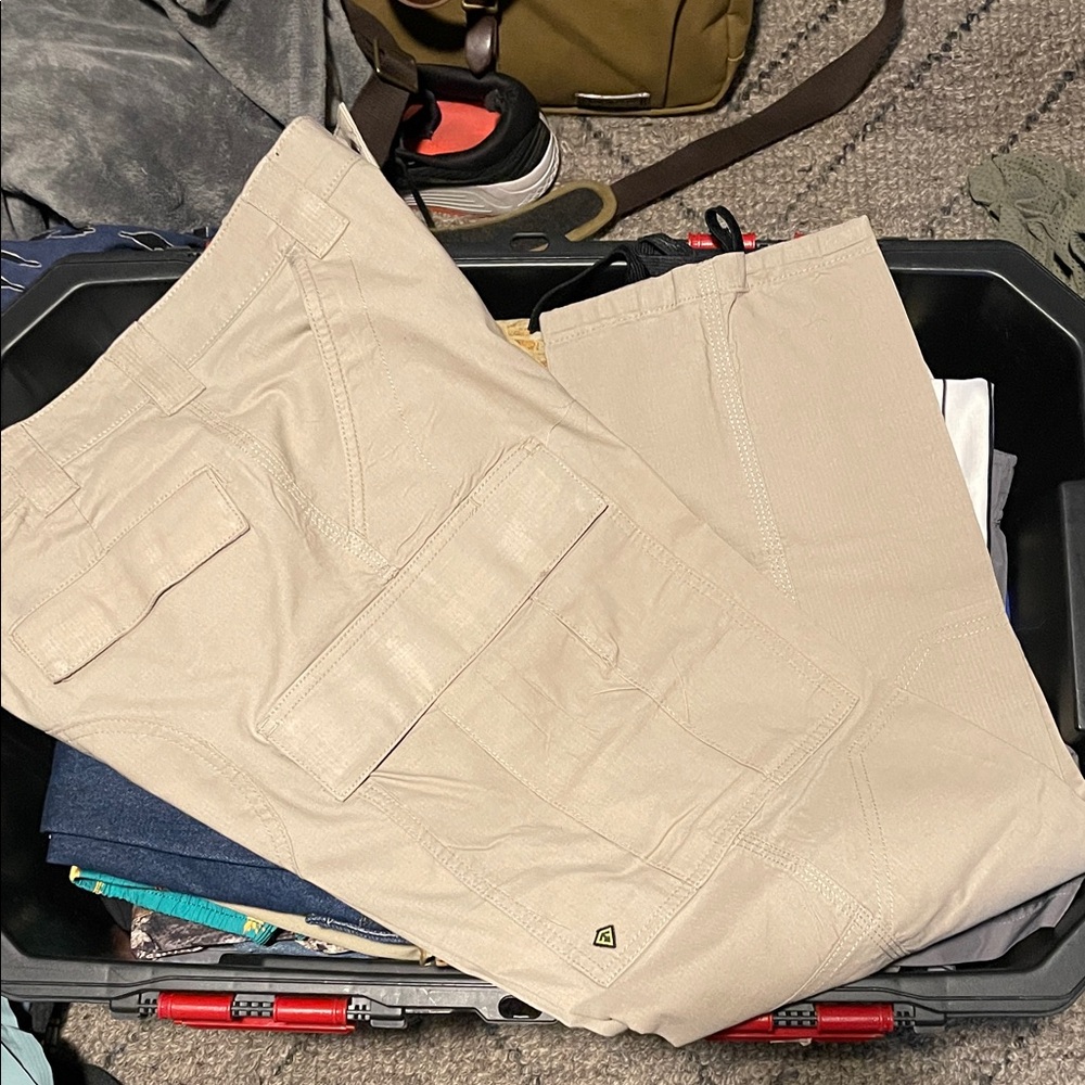 Men's Beige Cargo Pants